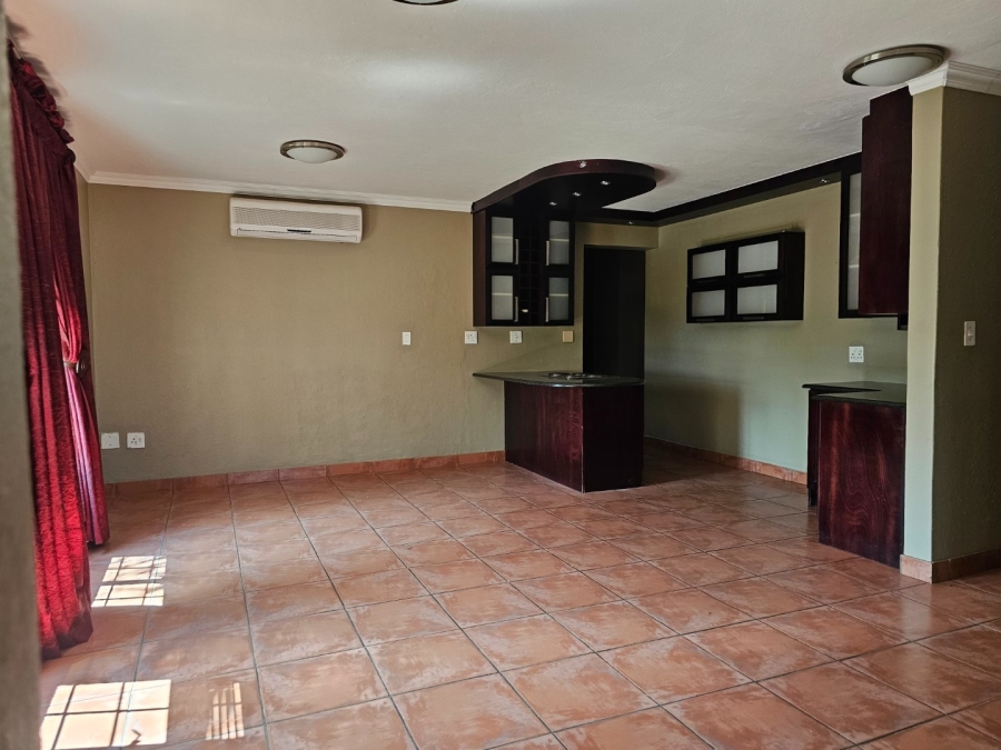 3 Bedroom Property for Sale in Safari Gardens North West